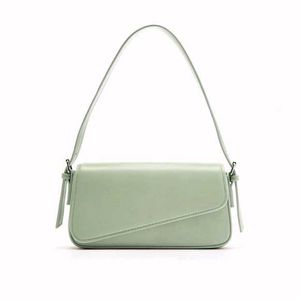 Zar Shoulder Bag