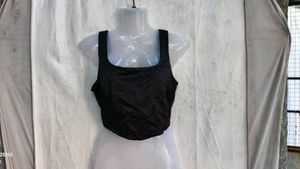 6129. Sleek Black Sleeveless Tank Top
