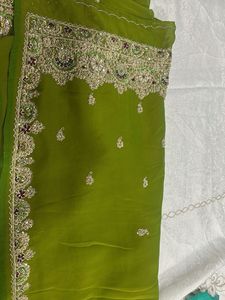 Embroidered olive 🫒 Green zardosi hand work saree