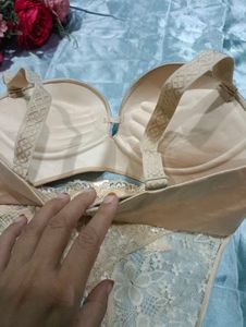 Lace Bra and Panty Set