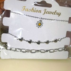 4pc Chic Daisy Flower Necklace Set