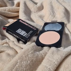 Huda Beauty Easy Bake Pressed Powder