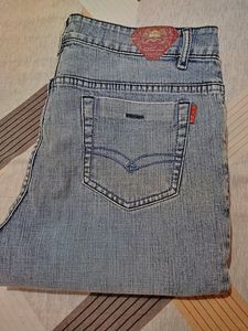 Retro Straight Fit Jeans