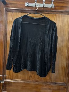 T shirt + Shrug combo