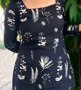 Black Floral Print Top