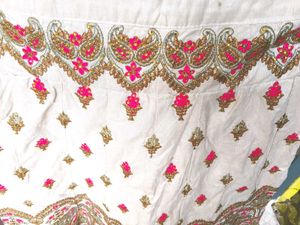 🆓🎁 Pink Embroidered Lehenga