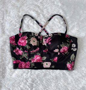 Ewa Young Black Floral Crop Top