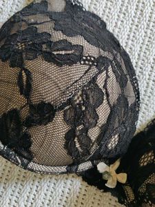 victoria's secret Black Lace Bra