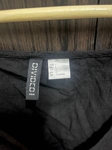 H&amp;M Black Peplum V-Neck Top