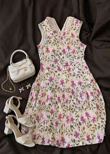 Chic Floral Tiered Dress