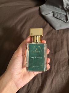 COMBO !! (Perfume + jeans)