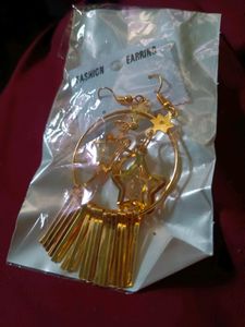 Earings