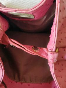 Leather Stylish Pink Ostrich Texture Handbag