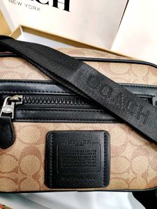 Coach Signature Cross Body Bag - Unisex