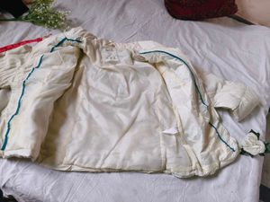Very Amazing N Beautiful Woolen Jacket