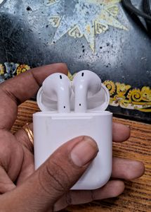 i12 Earpods