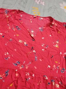 Red Floral Print Puff Sleeve Top