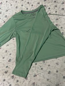Long Sleeves Cropped Tee