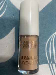 Insight No Smudge Concealer
