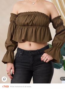 Chic Ruffled Long Sleeve Top