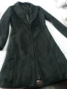 Chic Black Wool Blend Coat