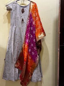 Elegant Grey Anarkali Suit with Vibrant Dupatta