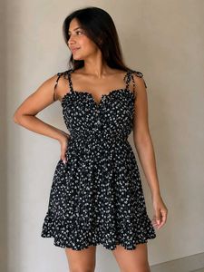 Chic Floral Print Mini Dress