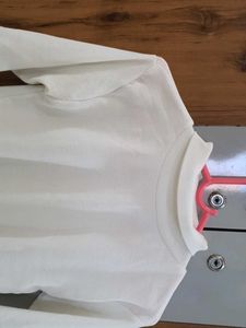 OFFER❤️Classic White Turtleneck Top
