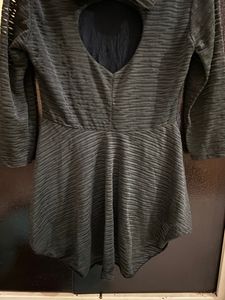 Backless black top