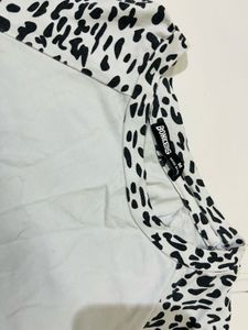Leopard Print Sleeve Crop T-Shirt