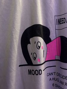I Need a Hug Graphic Tee