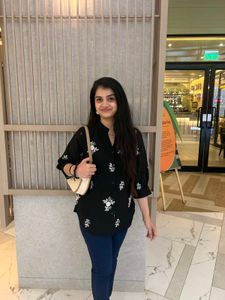 Stylish Black Floral Print Top