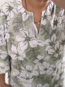 Green Floral Print top
