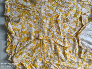 Floral printed top