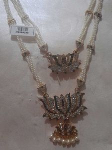 Elegant Lotus Pendant Necklace Set