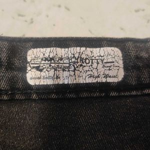 Gray High-Waisted  Jeans
