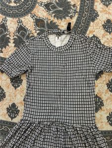 Chic Black &amp; White Gingham Dress