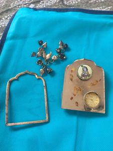 Vintage Krishna Figurine Table Clock