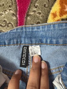 H&amp;M Women's wide leg Denim jeans 💙