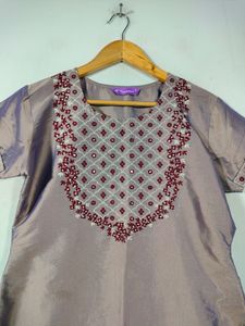 Mauve Embroidery Casual Kurta (Women's)