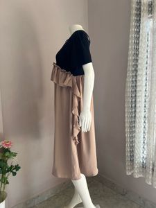 Chic Ruffled Midi Dress