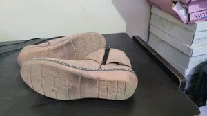 Fancy Winter Wear Pink Woman Boots In Velvet  Mate