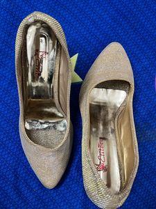 partywear golden heels bellie