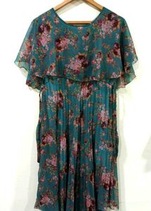 Elegant Floral Pleated Midi Dress