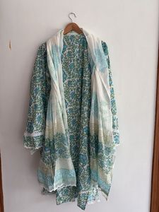 Beautiful Floral Print Kurta
