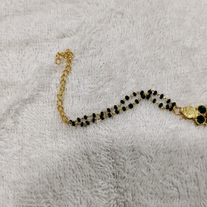 Hand Mangalsutra