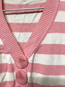 Striped Button Sweater🩷🩷
