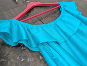 Off-Shoulder Ruffle Top - Stylish &amp; Chic