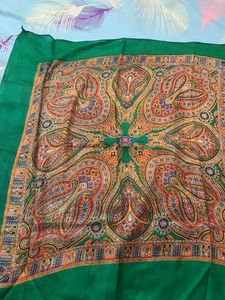 Vibrant Paisley Print Scarf/Dupatta