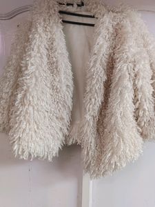 Furry Winter Cream Shrug